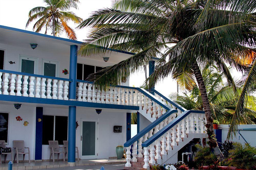 The Beach Guesthouse Pinones Εξωτερικό φωτογραφία