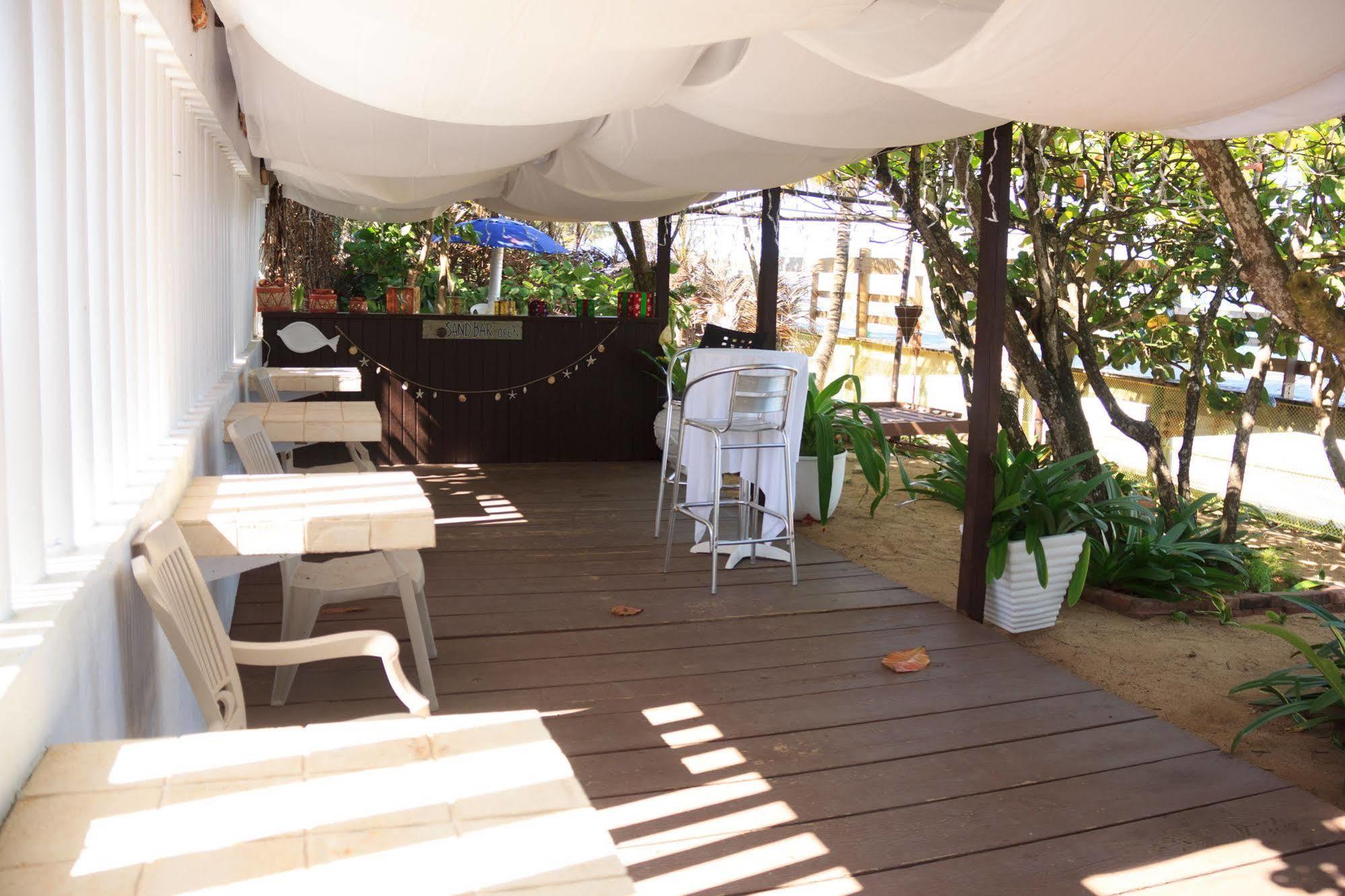 The Beach Guesthouse Pinones Εξωτερικό φωτογραφία