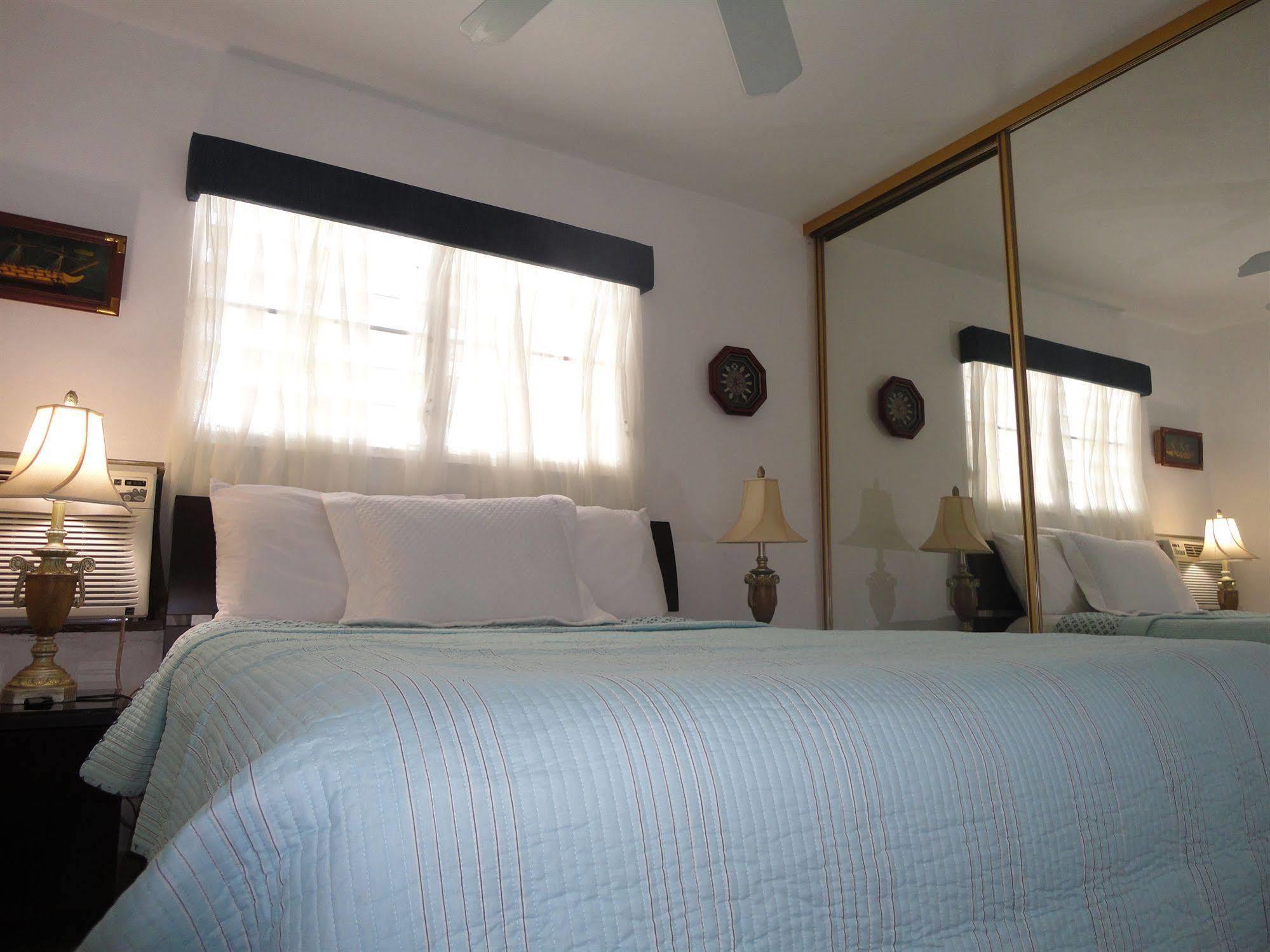 The Beach Guesthouse Pinones Εξωτερικό φωτογραφία