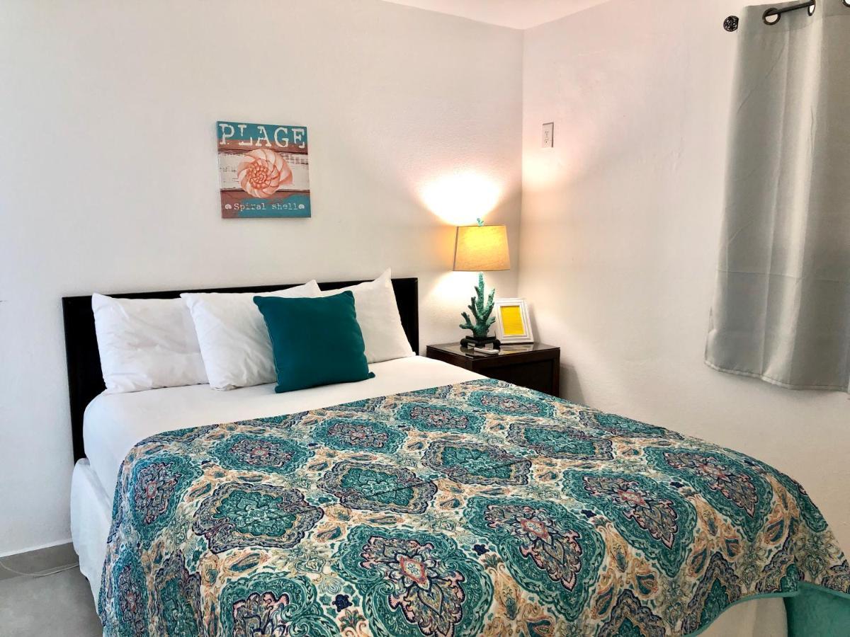 The Beach Guesthouse Pinones Εξωτερικό φωτογραφία